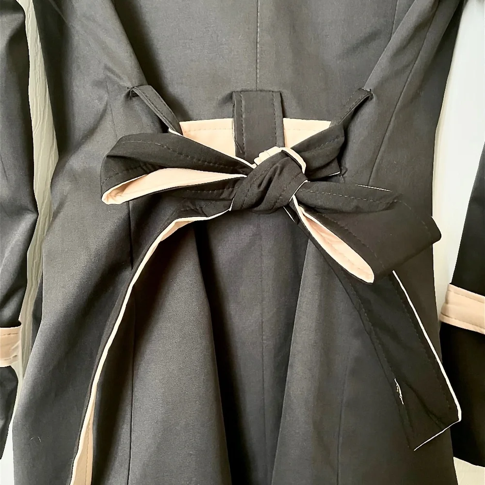 Trench rain coat - Picture 2 of 3